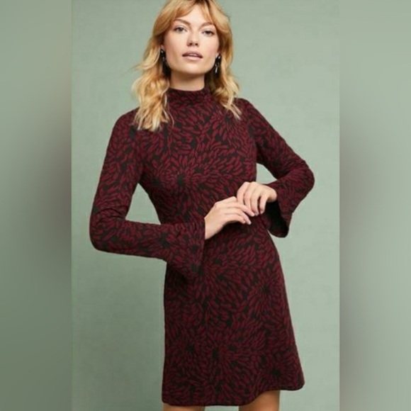 NWT Hutch Michaela Textured Sweater Dress
Mock Neck Flounce Sleeve Floral Small - Picture 1 of 8